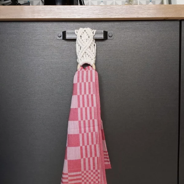 Porte-serviette en macramé