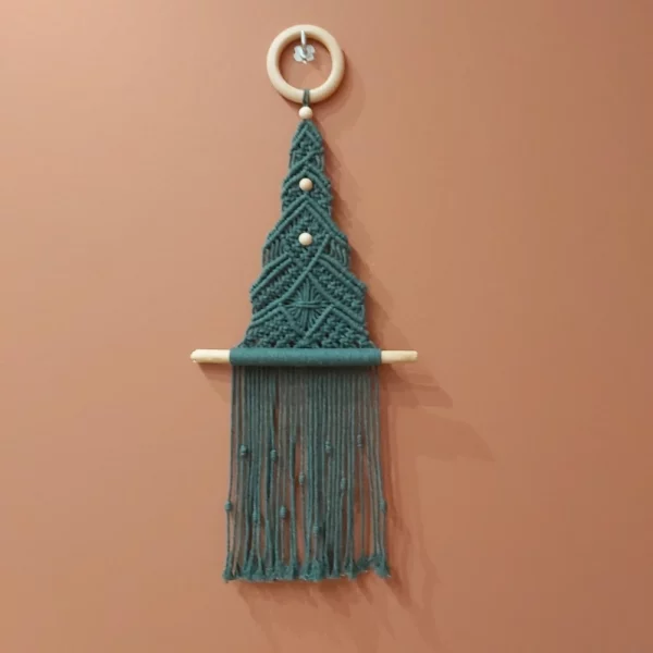 Sapin vert en macramé