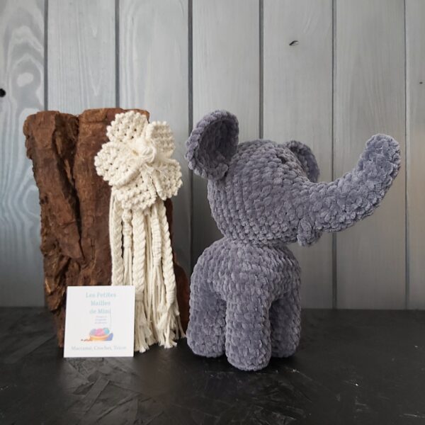 éléphant velours gris
