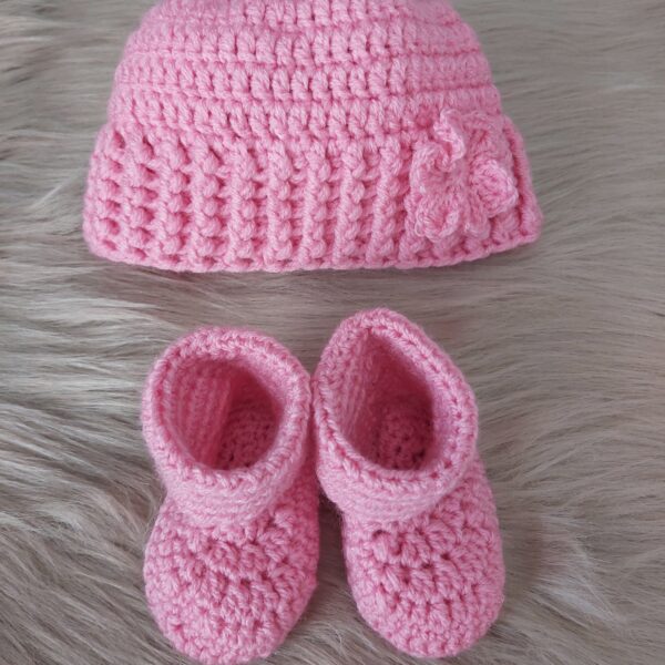 bonnet chaussons roses