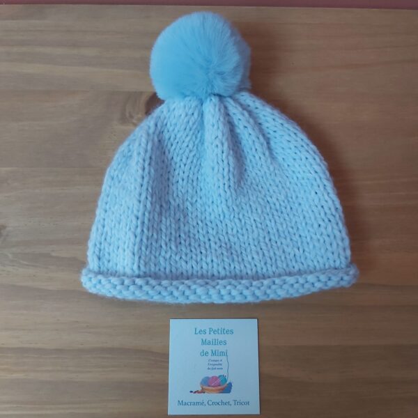 bonnet bleu ciel