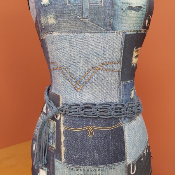 Ceinture bleu jean en macramé