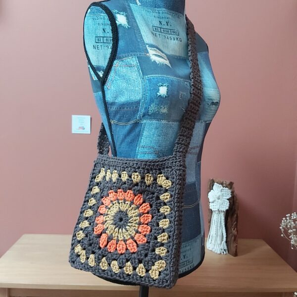 Sac granny marron, orange, ocre